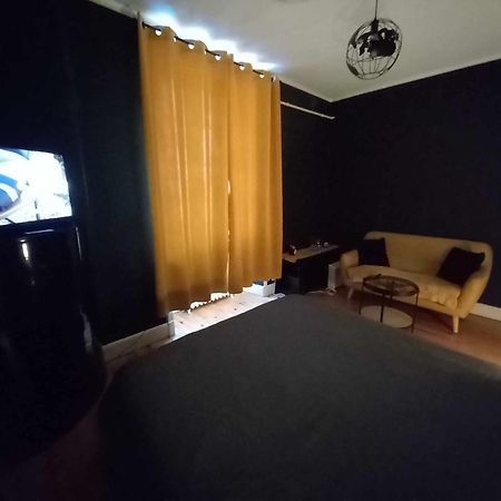 L'Appart De Babou Rez De Chaussee Parking Free Draps Wifi Thiers Esterno foto