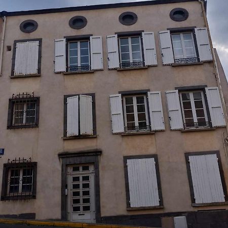L'Appart De Babou Rez De Chaussee Parking Free Draps Wifi Thiers Esterno foto